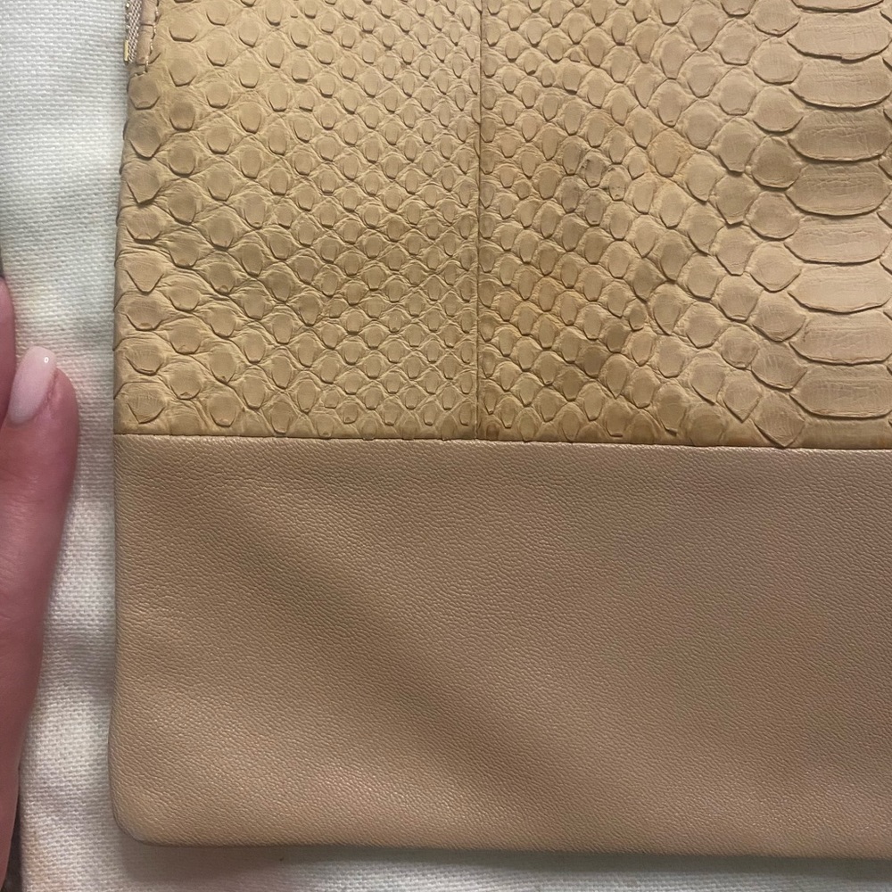 Celine authentic python leather clutch. RARE - Picture 15 of 16